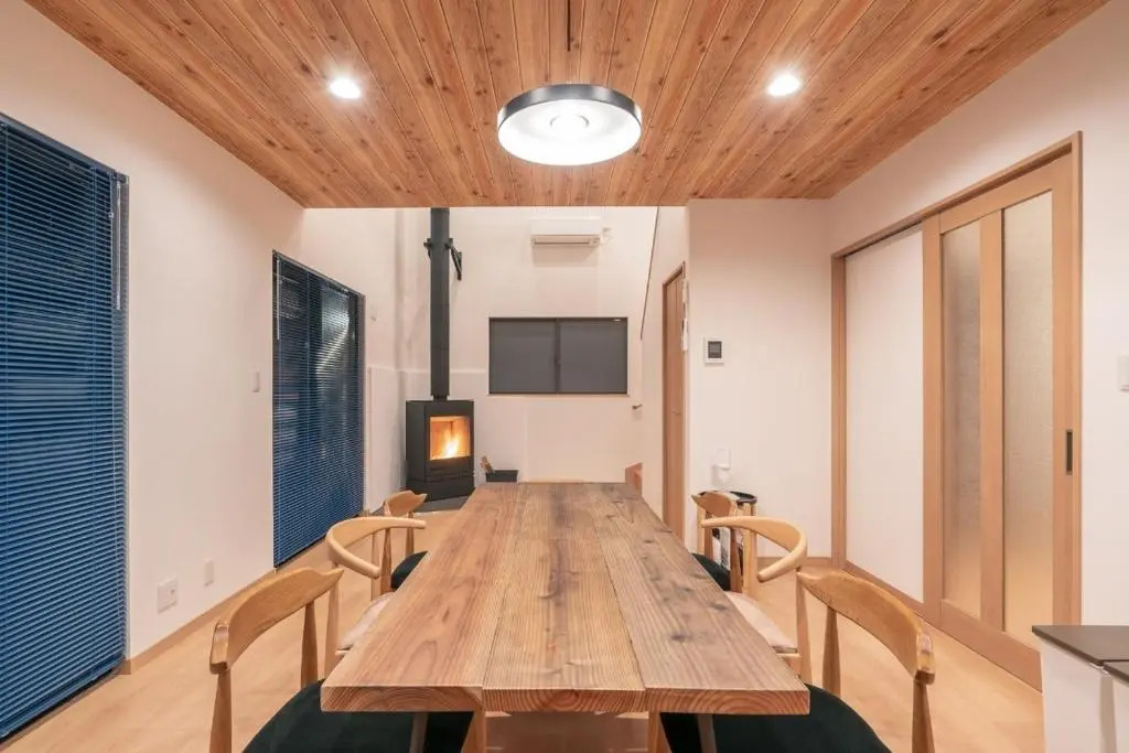 Fuji Fabric Stay