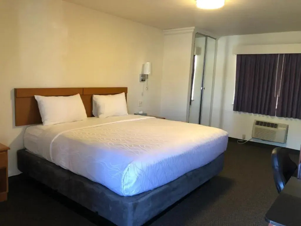 Monticello Motel