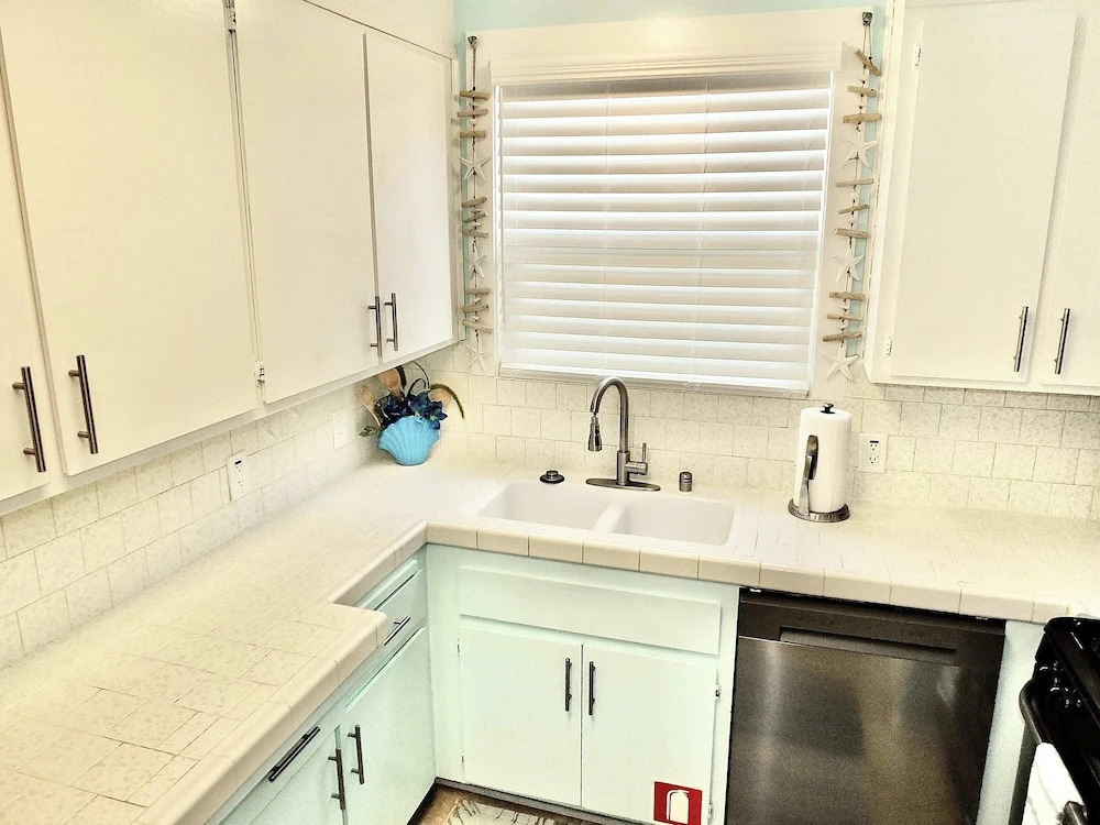 Walk to Beach, Tropical Patio, World Cup, Sleeps 5