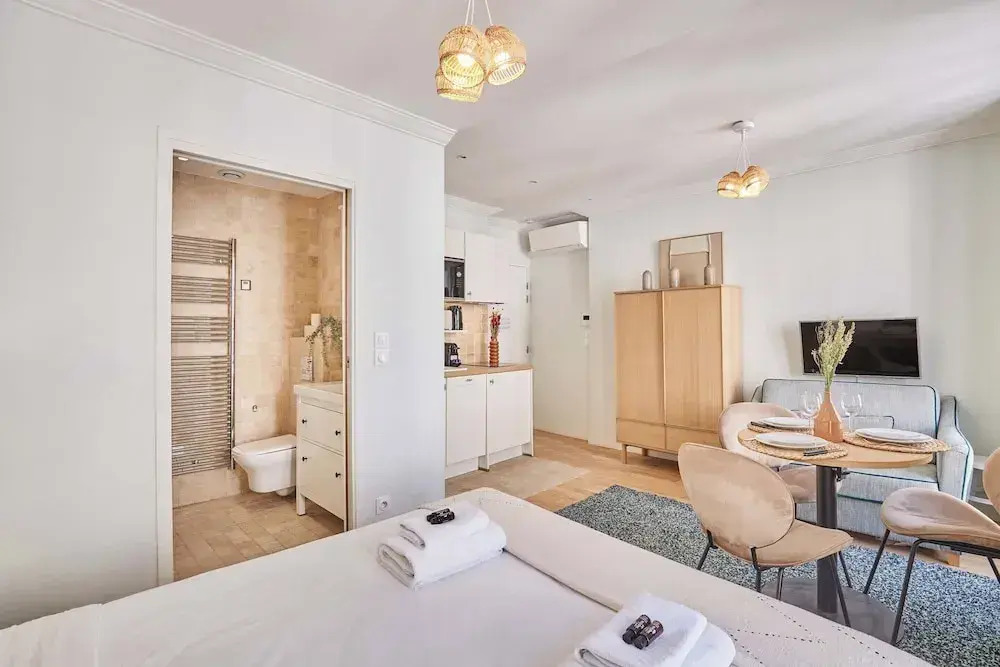 Superb Studio Center of Paris Montorgueil