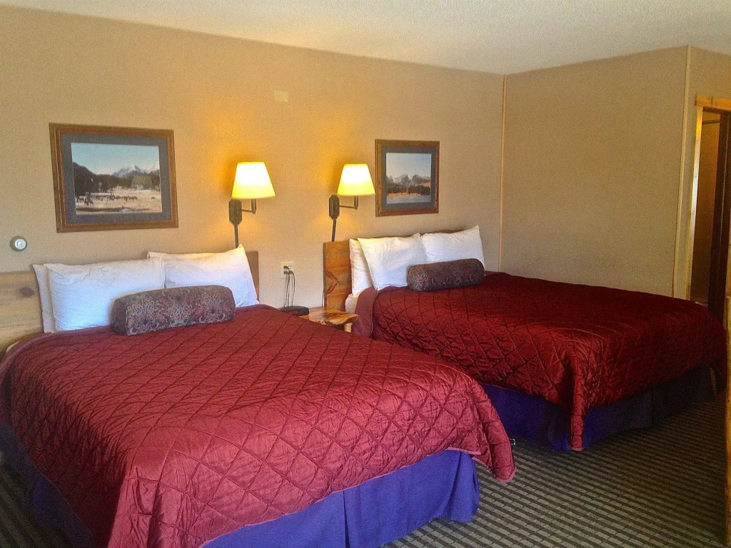 Hotel Estes