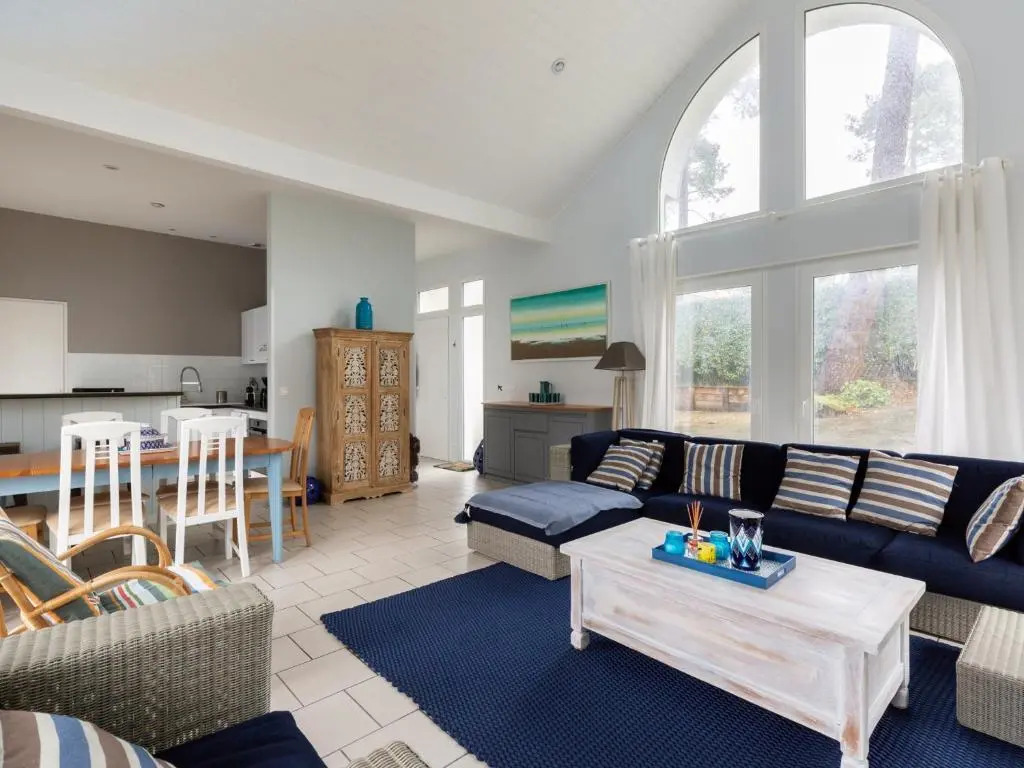 Villa a Biscarrosse Avec Piscine Chauffee Et Jardin Pour 6 Personnes - Fr-1-521-93