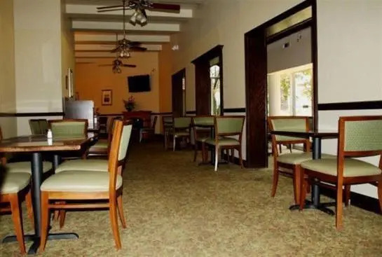 Amberley Suite Hotel