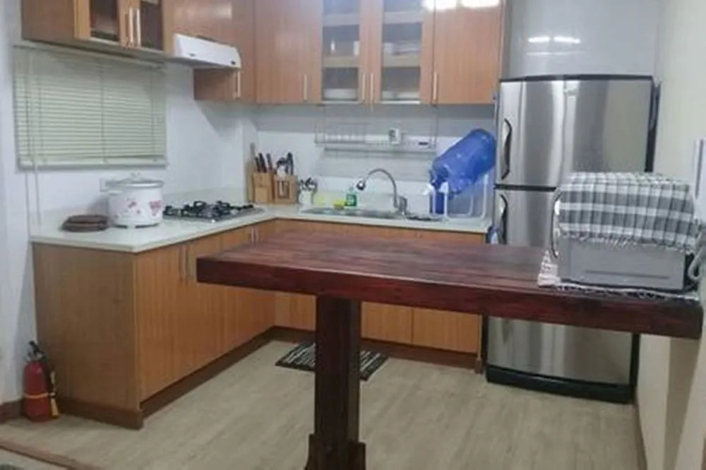 Burnham Hill 2BR Condo