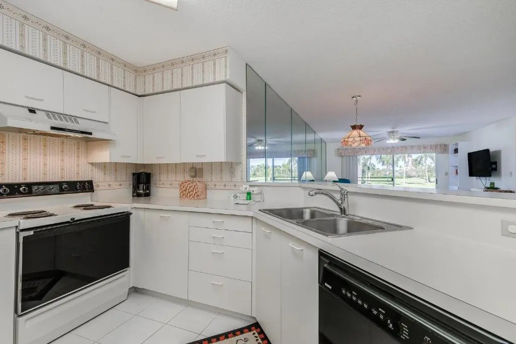 Vista Verde North 2-110, 2 Bedrooms, Pool Access, Hot Tub, Sleeps 6