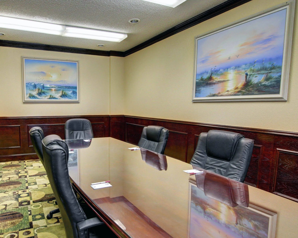 Quality Suites Burleson - Ft Worth
