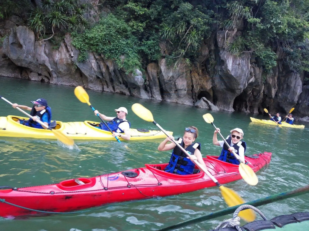 Gray Line Halong Cruise