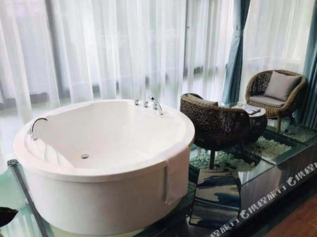 Yongxian Hot Spring Resort Hotel