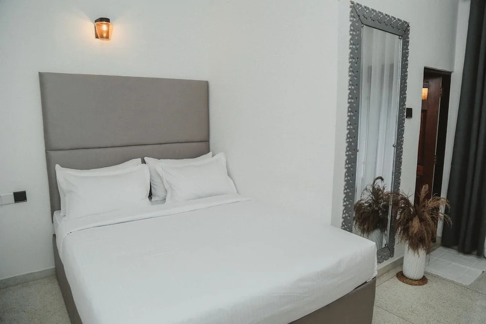 Omenco Hotel Nuwaraeliya