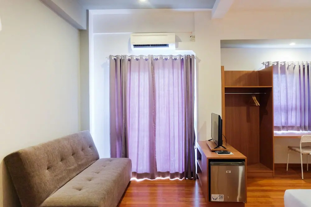 Spacious Studio Apartment at Grand Center Point
