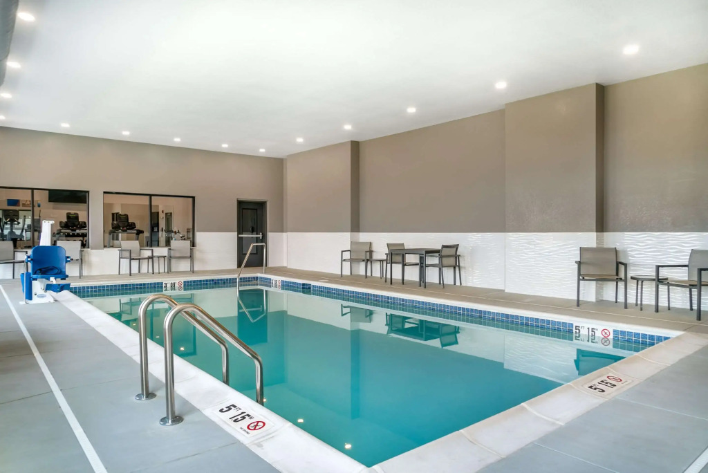 Comfort Inn & Suites Adrian