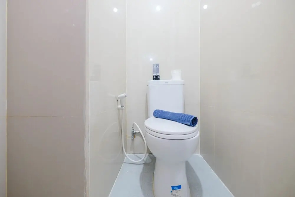 Cozy And Homey 2Br At Bogorienze Apartment