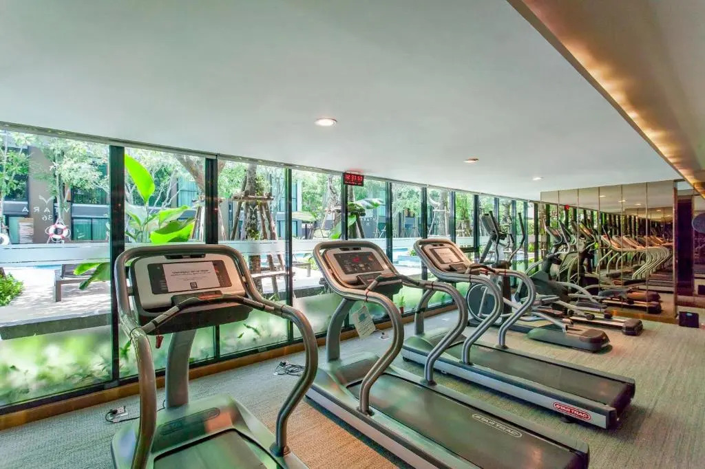 Condo NearBTS Bigpool Gym FastWifi Checkin24h 02