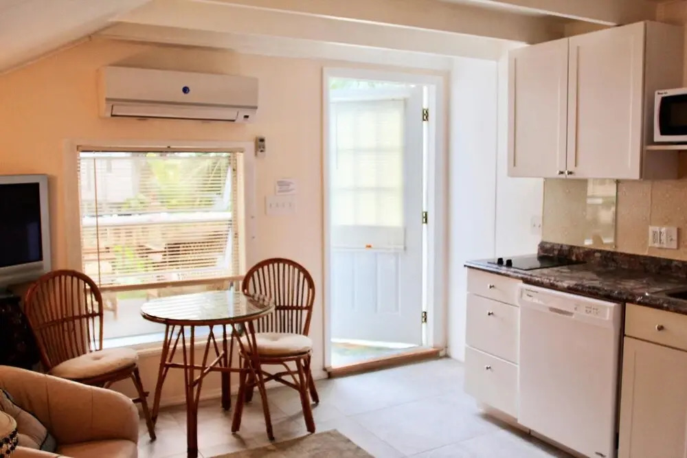 Treasure Island Beach Retreat Sleeps Up To 7