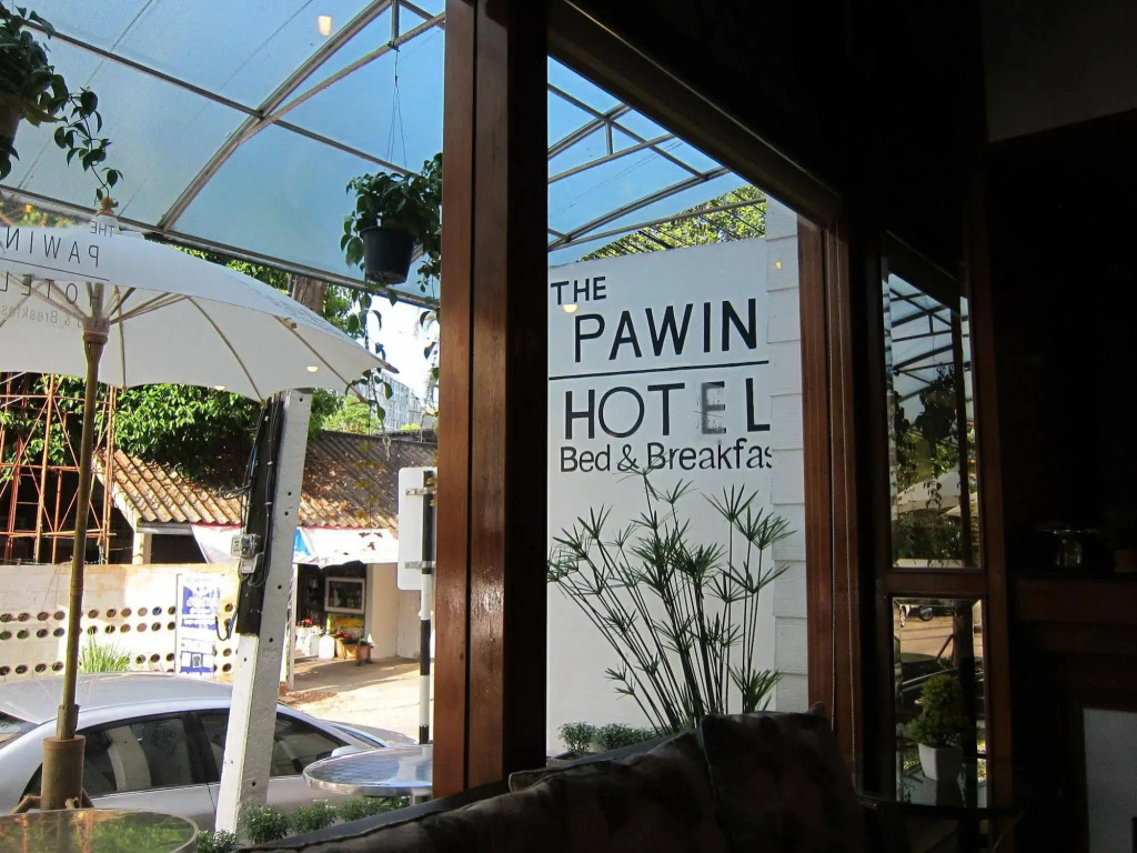 Fadragon Hotel