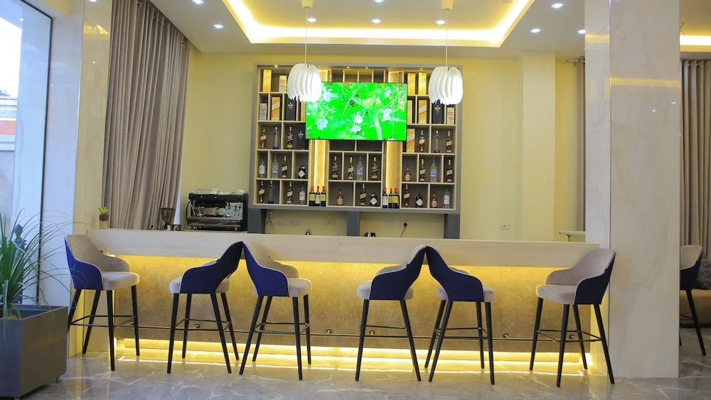 Triple-e Hotel and Spa