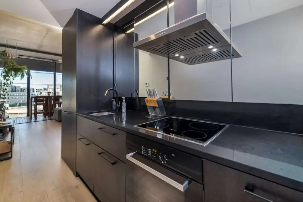 Stunning 1BR Apartment With Water Views