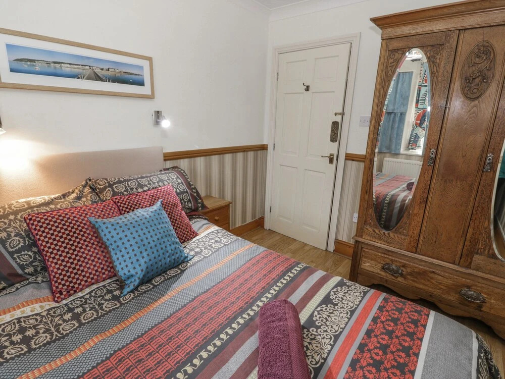 The Anchorage Apartment