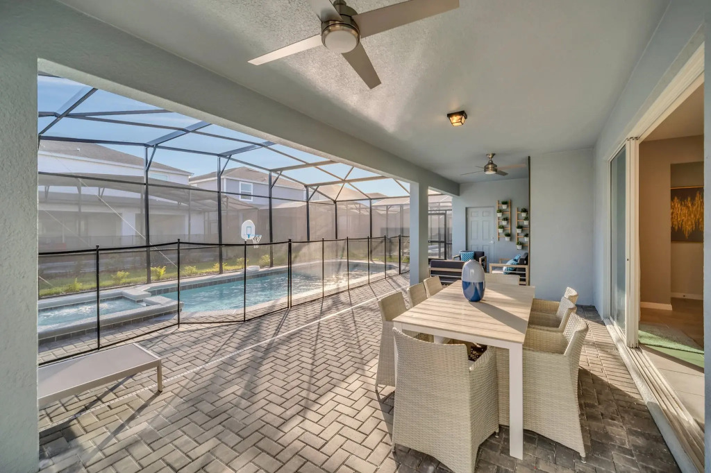2123LELCIR, Davenport, US