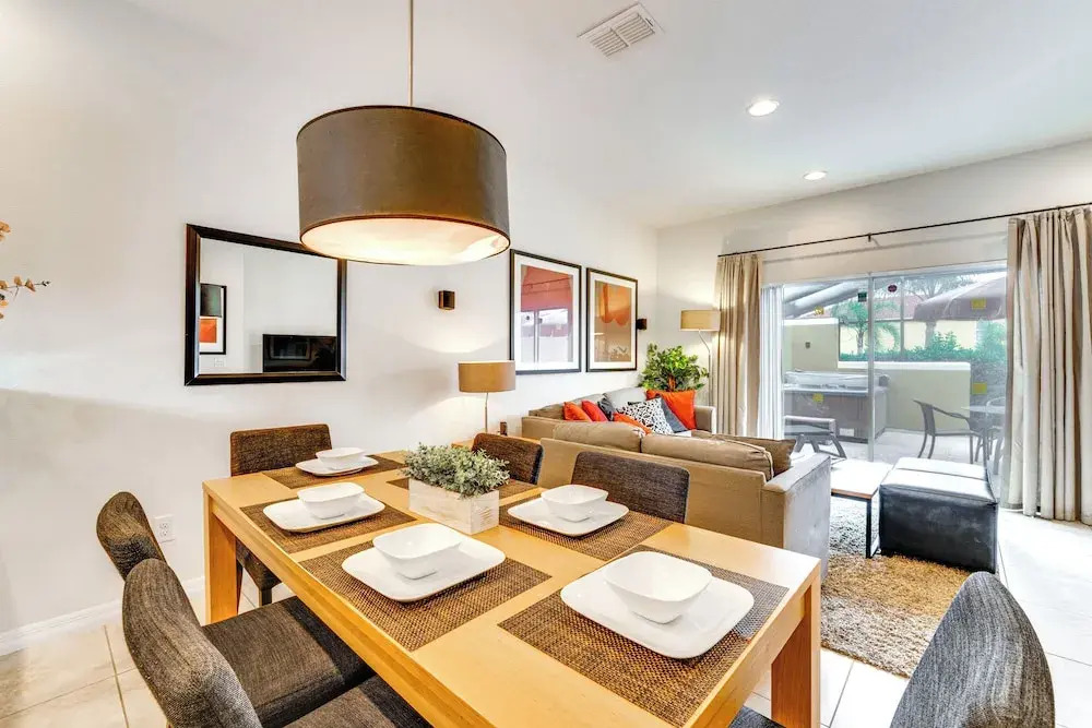 4 Mi to Disney World: Townhome w/ Hot Tub & Lanai!
