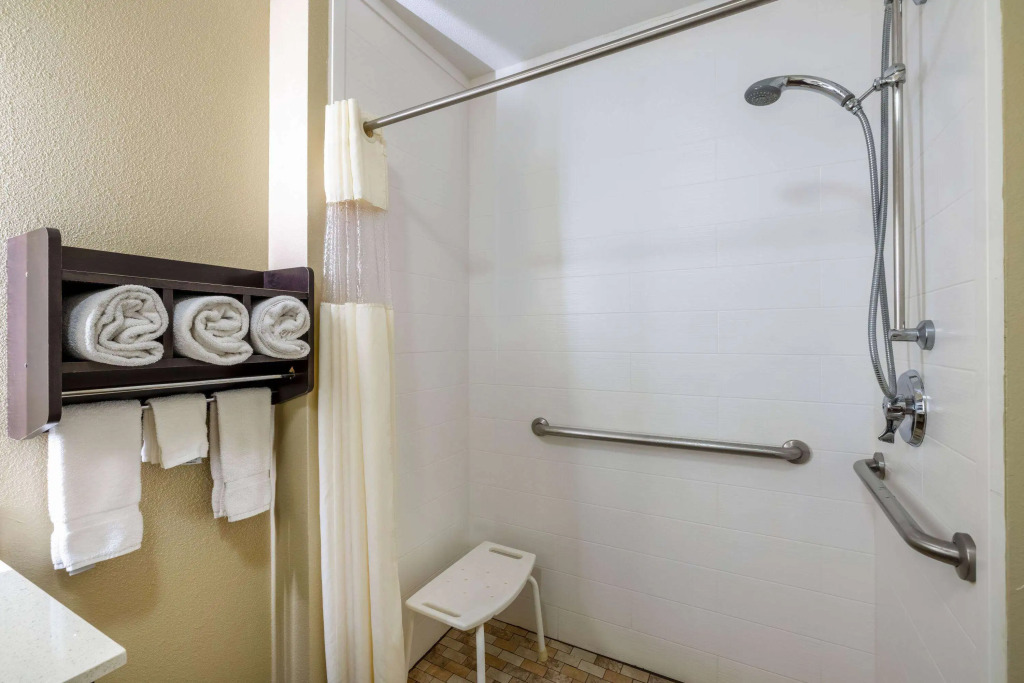 La Quinta by Wyndham Artesia