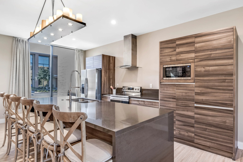 3 Bedroom 3.5 Bathroom Magic Village 7540 BD