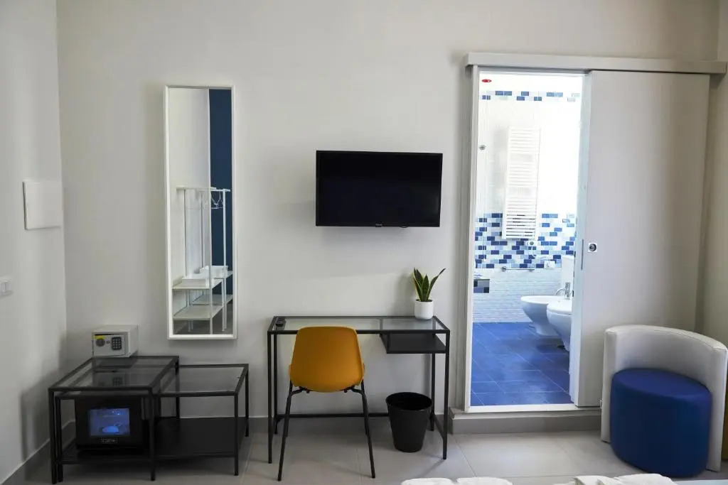 V10 GUEST HOUSE - Vanvitelli 10