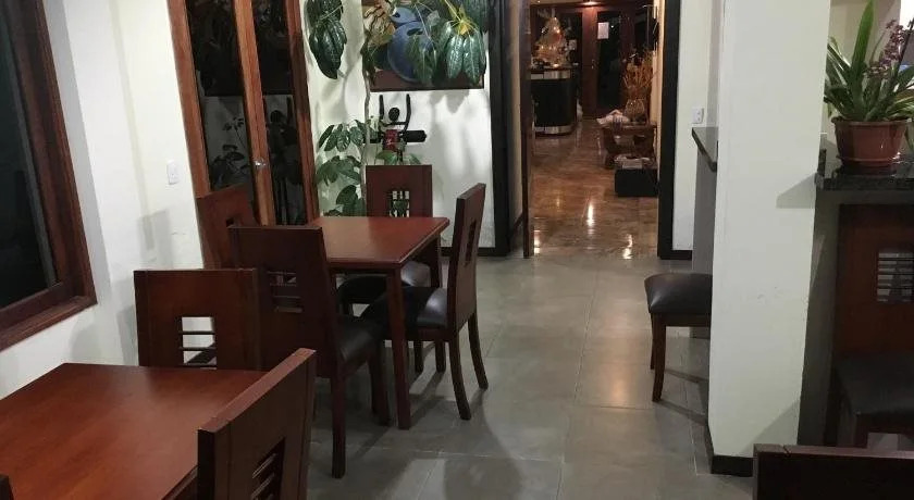 Hotel Las Mercedes Airport-Quito
