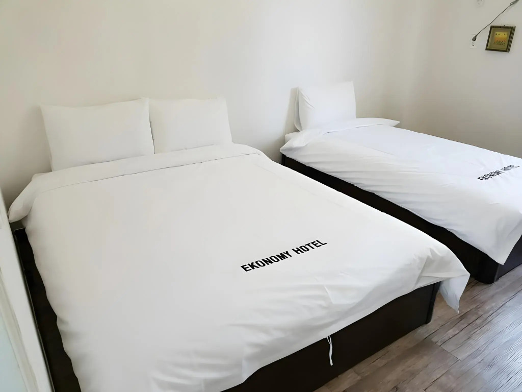 Ekonomy Hotel