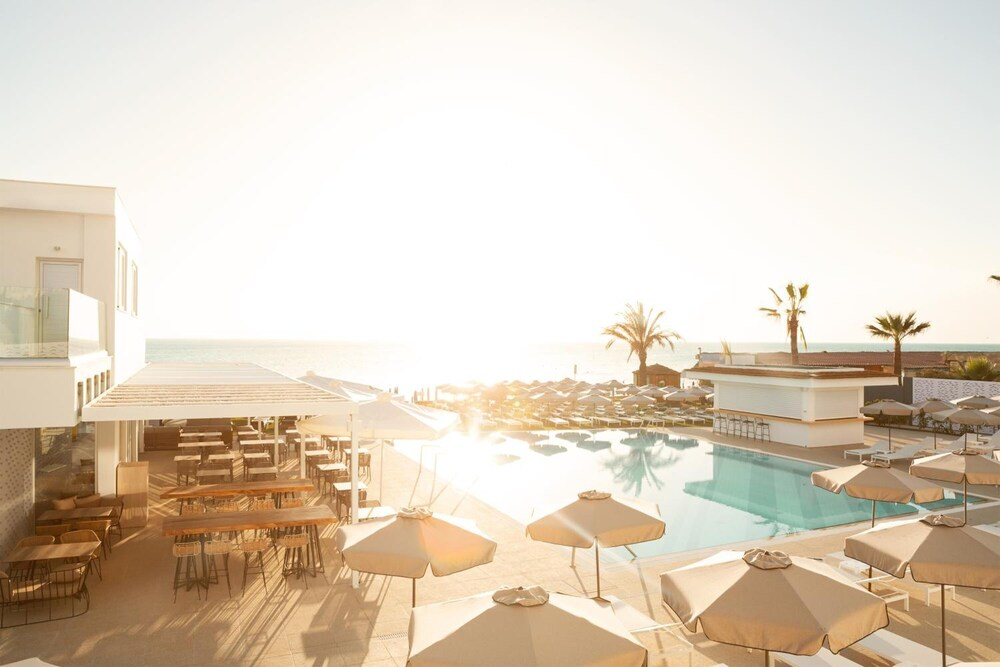 Sunprime Protaras Beach