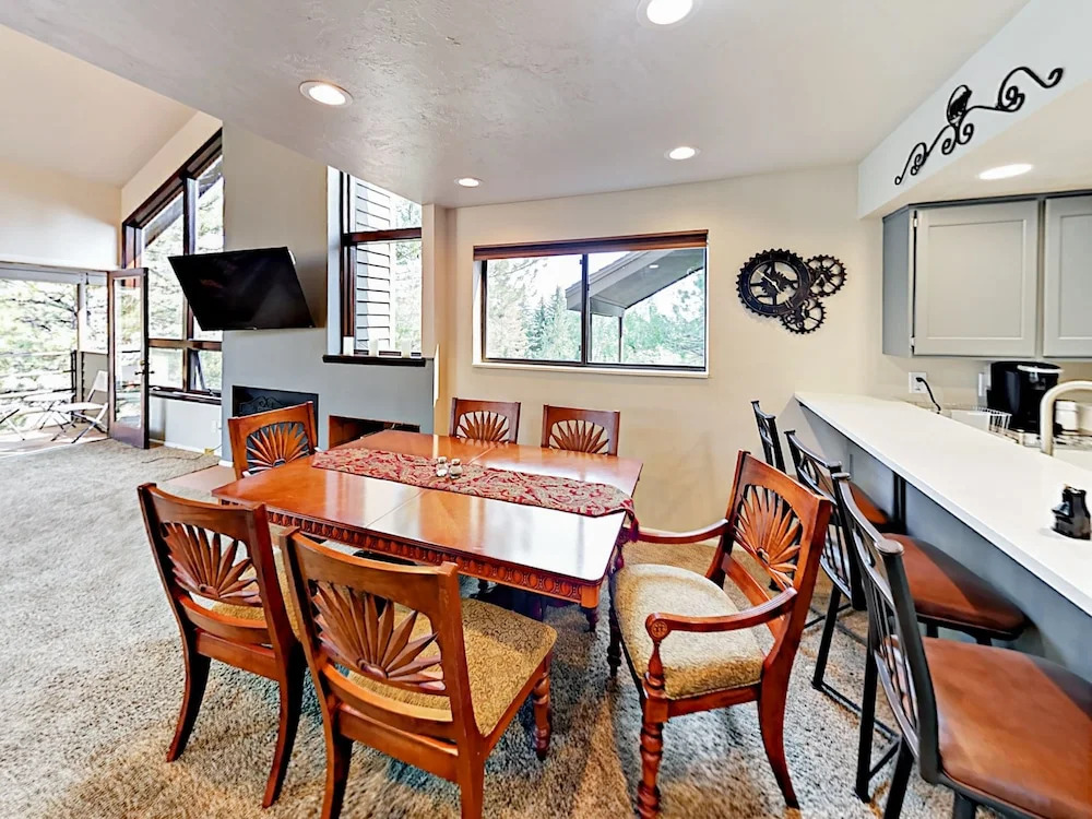 2148 Apache Trail Townhouse #11 5 Bedrooms 4 Bathrooms Townhouse