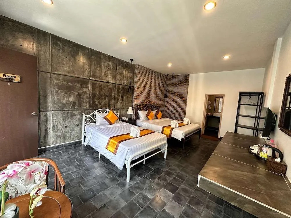 Sun Chakra Boutique Hotel - 50m to Museum & Royal Palace & Walking street