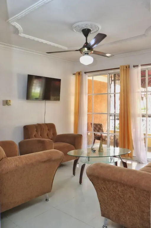 4DR Inviting 3-Bedroom Stay Santo Domingo