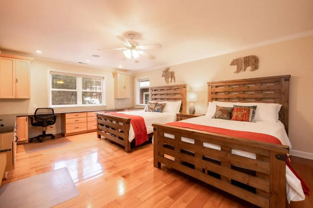 The Grand Chalet #1989 by Big Bear Vacations