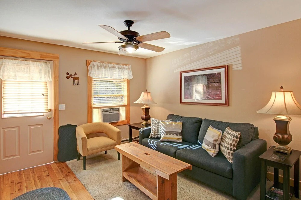 Snowdrift Peak 203 2 Bedroom Condo by RedAwning