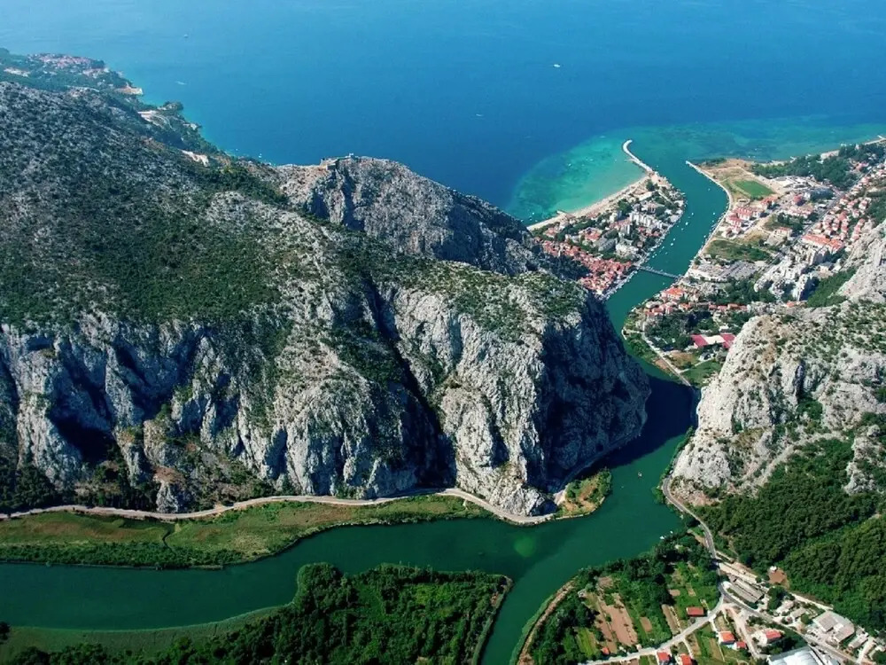 Apartment in Trogir Near the Beach