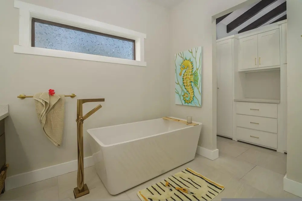 Casa de Wilson - 5 Bedroom Beachfront Villa With Amazing Pool
