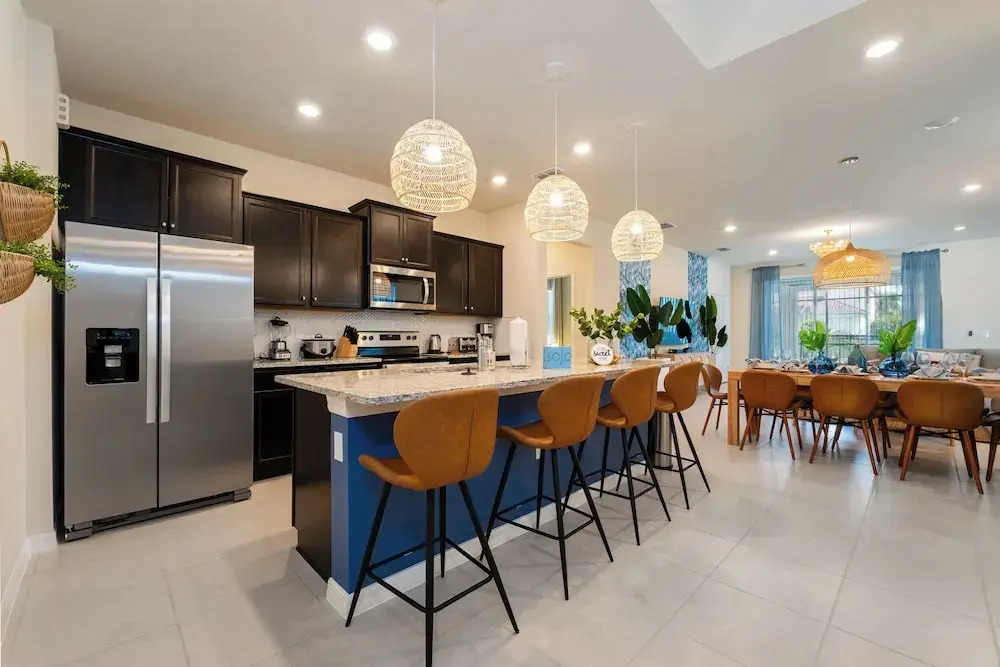 Dazzling New 7BR Villa  Disney Theme Rms