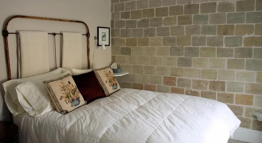 Woodmont Guest House