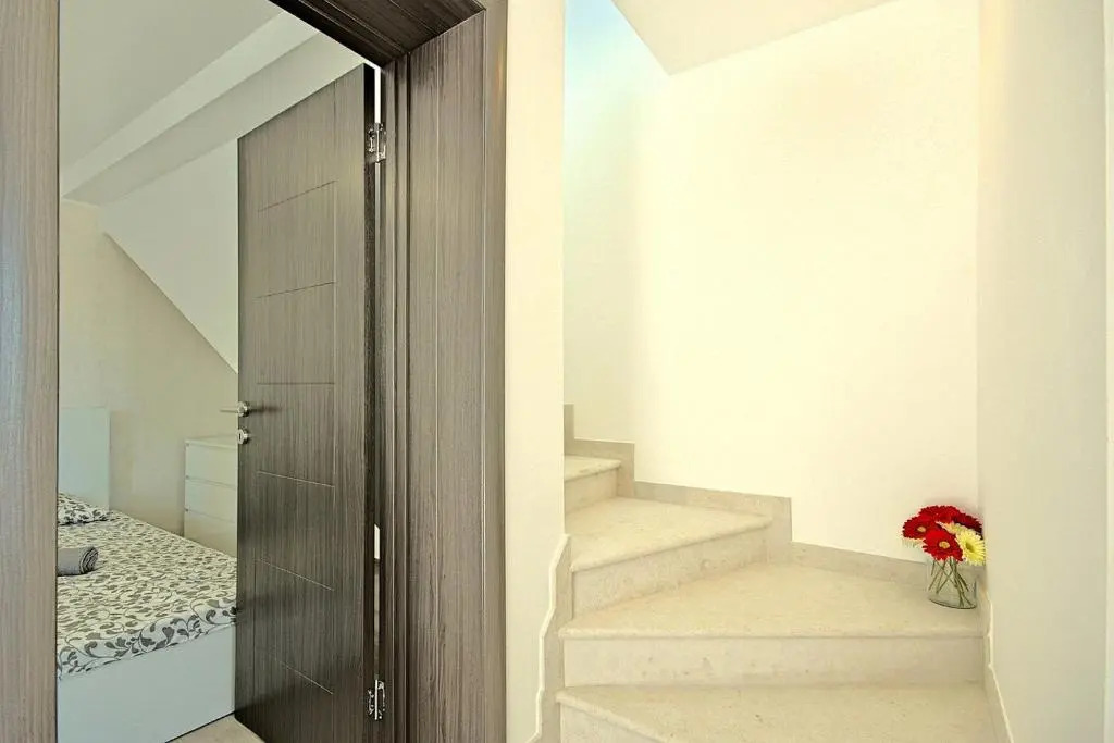 Villa Aurora