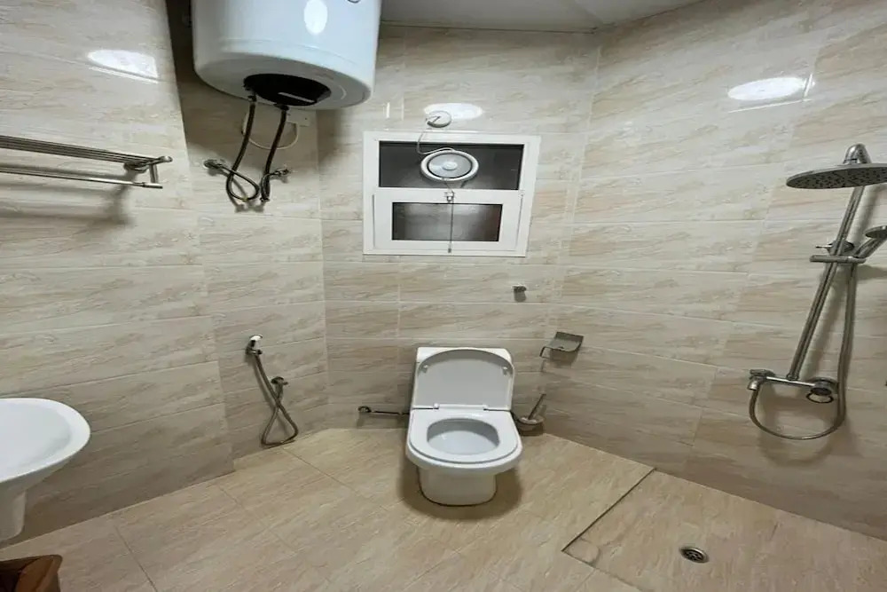 Super OYO 144 Al Tawasi Furnished Apartments