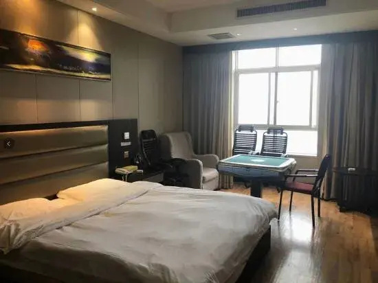 Zhumadian Yuyu Business Hotel