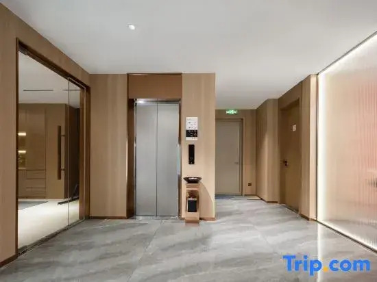 Hanjing Hotel (Gutian Silu Light Rail Station Branch, Hubei University of Police)
