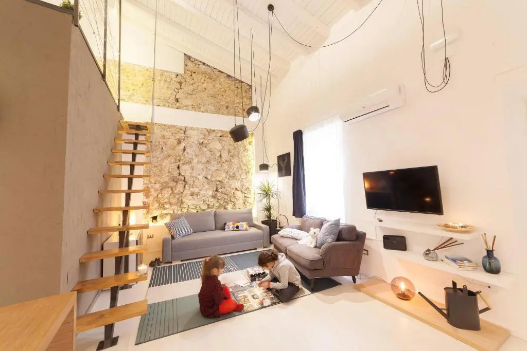 Cavour16 Suite