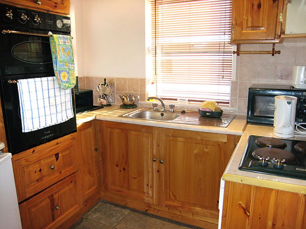 Holiday Home Glenvale Cottage by Interhome