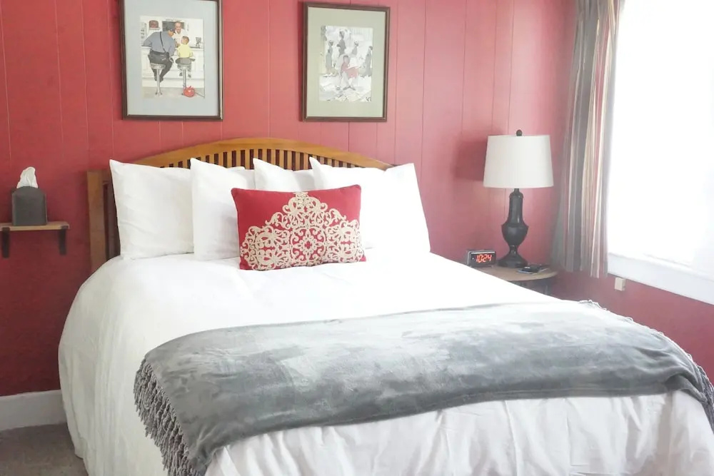 The Frogtown Inn And 6 Acres Restaurant
