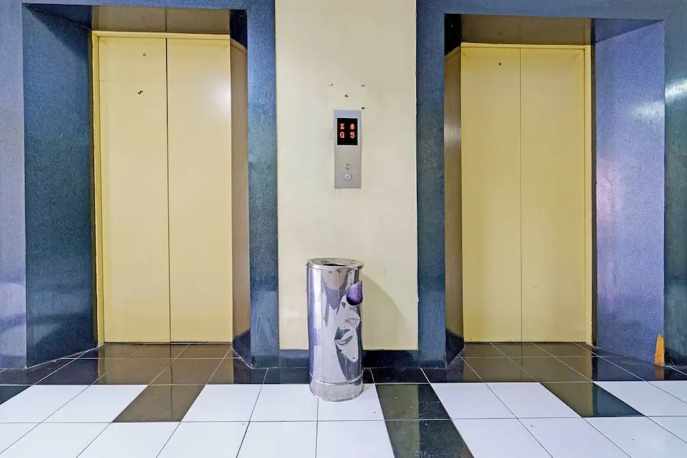 OYO Life 92978 Apartement Gateway Cicadas By Az Pro