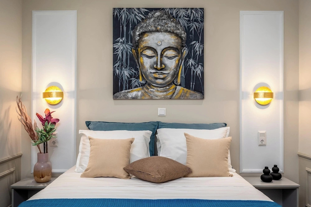 Alegrand Suites