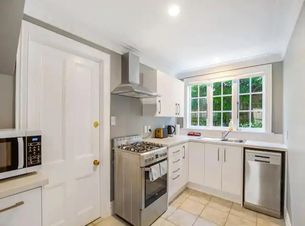 One-Bedroom Parnell Charmer