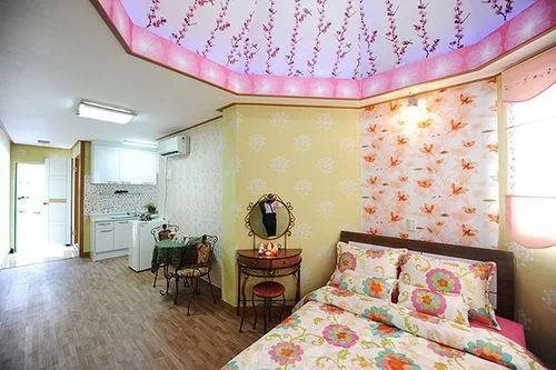 Ganghwa Punggyung gryujineon zip Pension